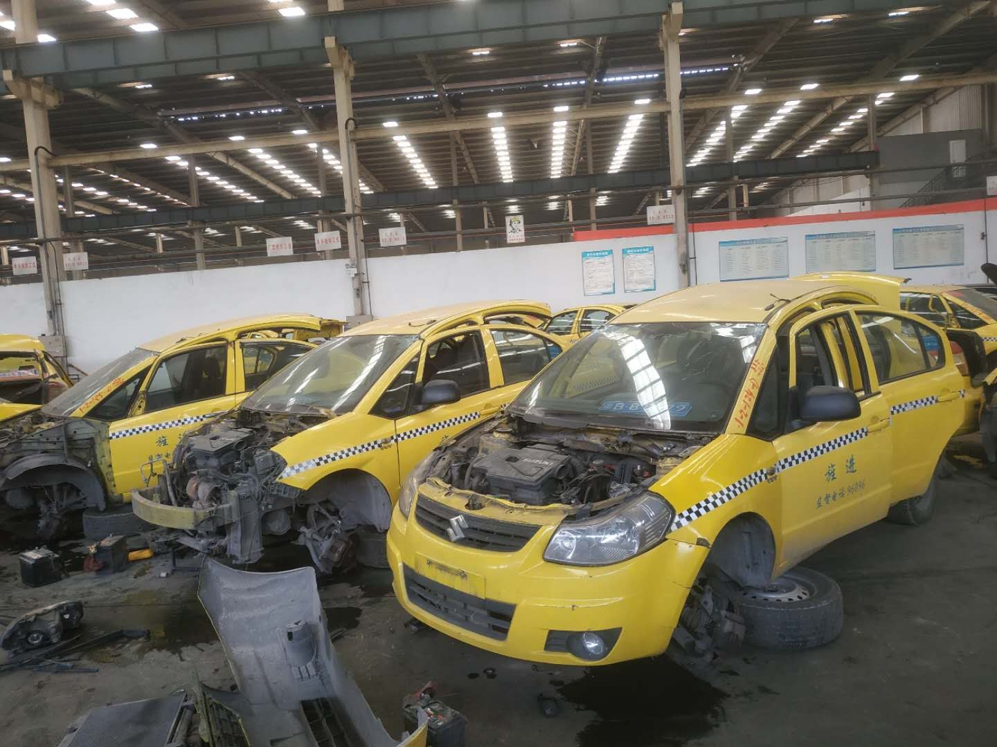 26215713nYqr9T.jpg